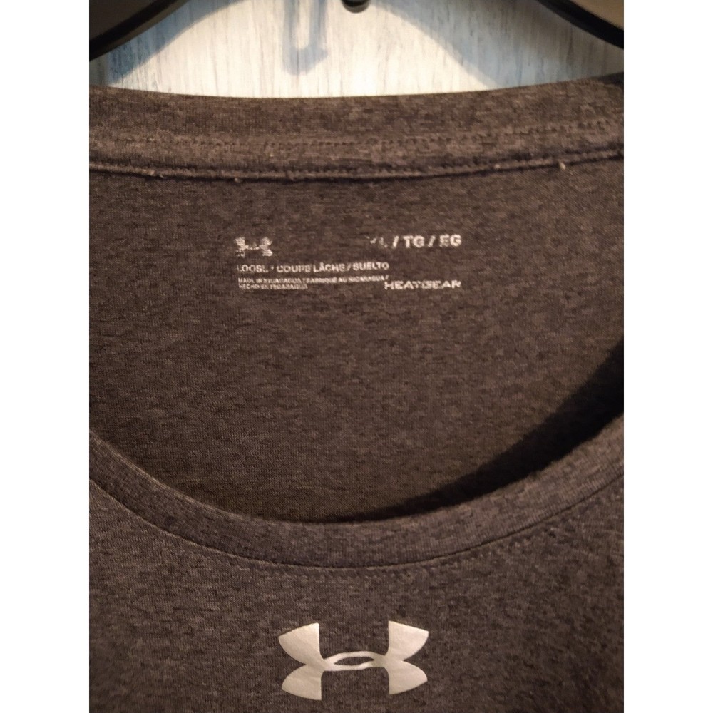 Free with $15 purchase Under armour xl gray men's top - Picture 5 of 6